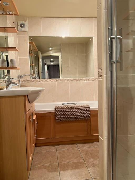 Harbourside 2 Bed Apartment, Barmouth Bridge Views Екстер'єр фото