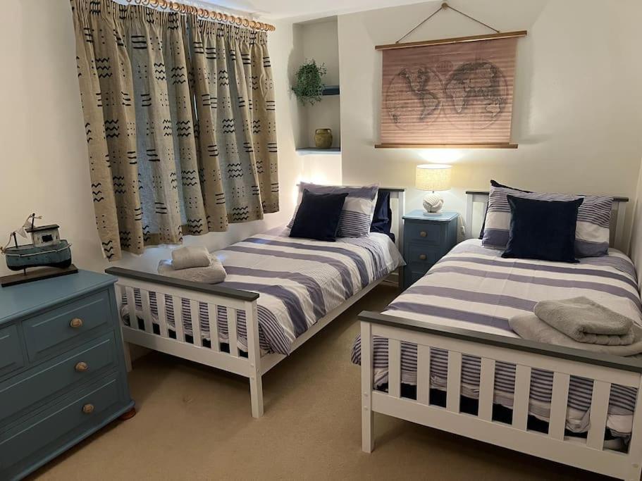 Harbourside 2 Bed Apartment, Barmouth Bridge Views Екстер'єр фото