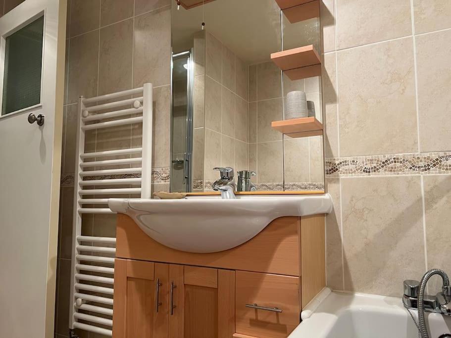 Harbourside 2 Bed Apartment, Barmouth Bridge Views Екстер'єр фото