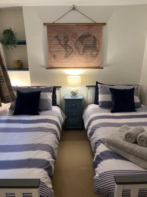 Harbourside 2 Bed Apartment, Barmouth Bridge Views Екстер'єр фото