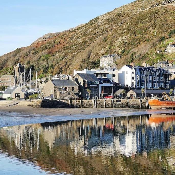Harbourside 2 Bed Apartment, Barmouth Bridge Views Екстер'єр фото