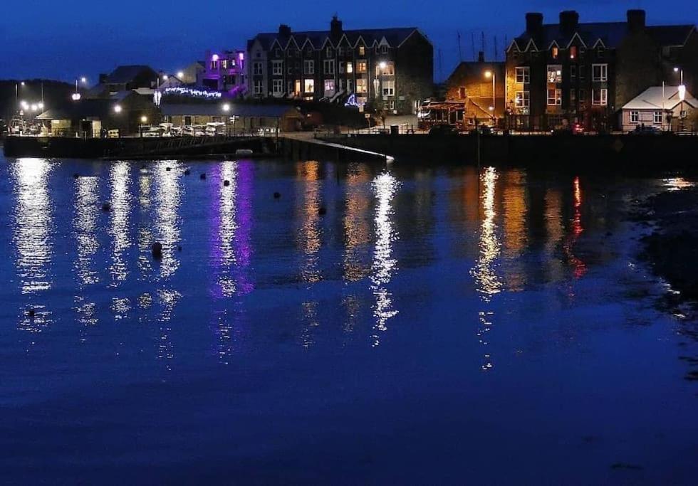 Harbourside 2 Bed Apartment, Barmouth Bridge Views Екстер'єр фото