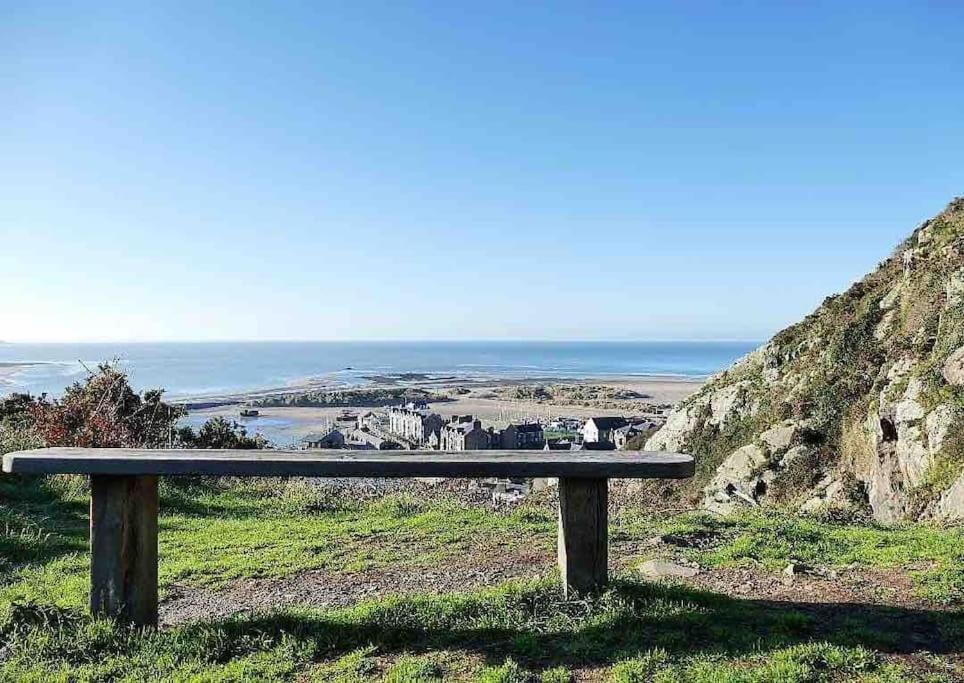 Harbourside 2 Bed Apartment, Barmouth Bridge Views Екстер'єр фото